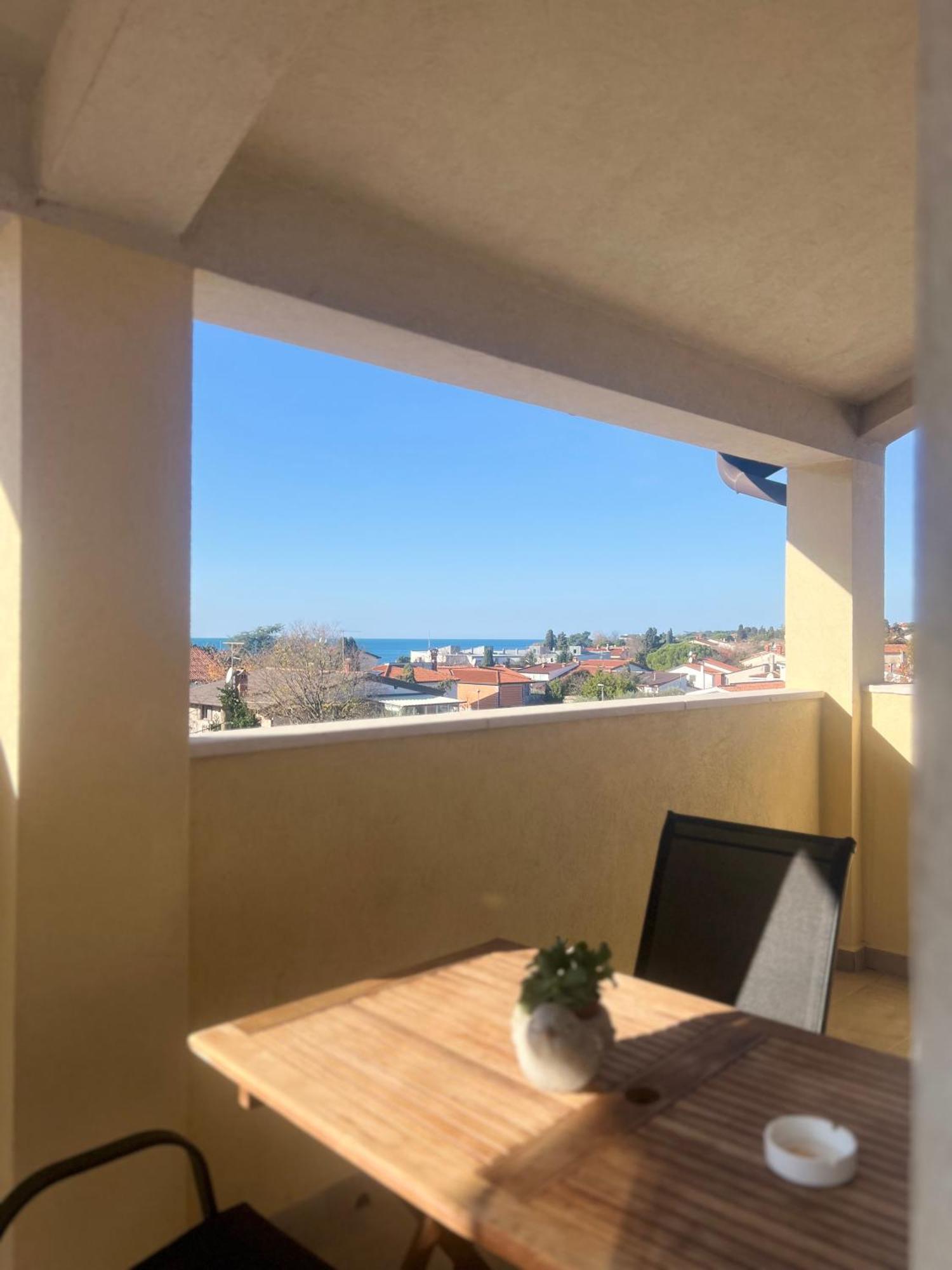 Apartmans Sun & Moon Zambratija  Dış mekan fotoğraf