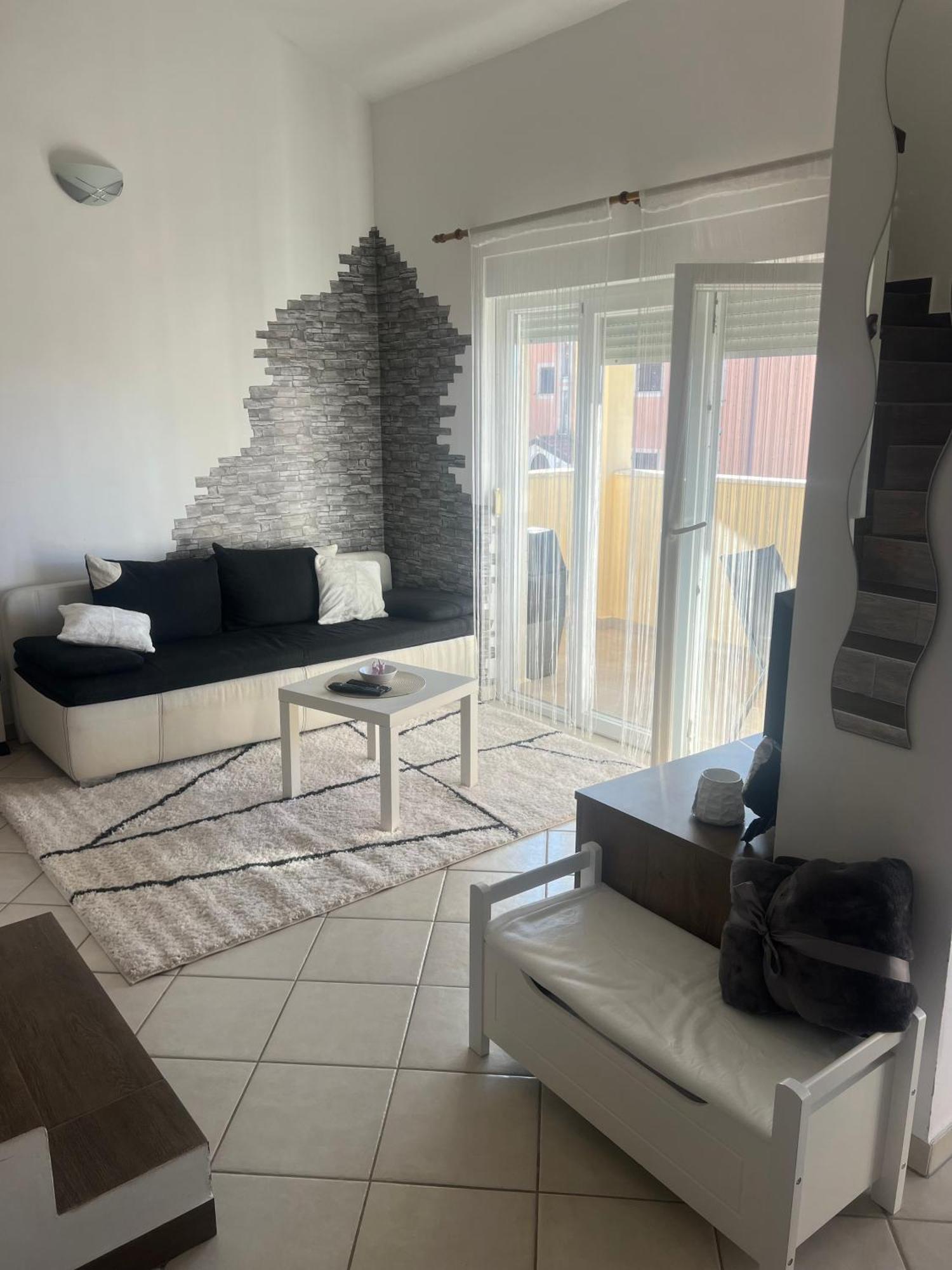 Apartmans Sun & Moon Zambratija  Dış mekan fotoğraf