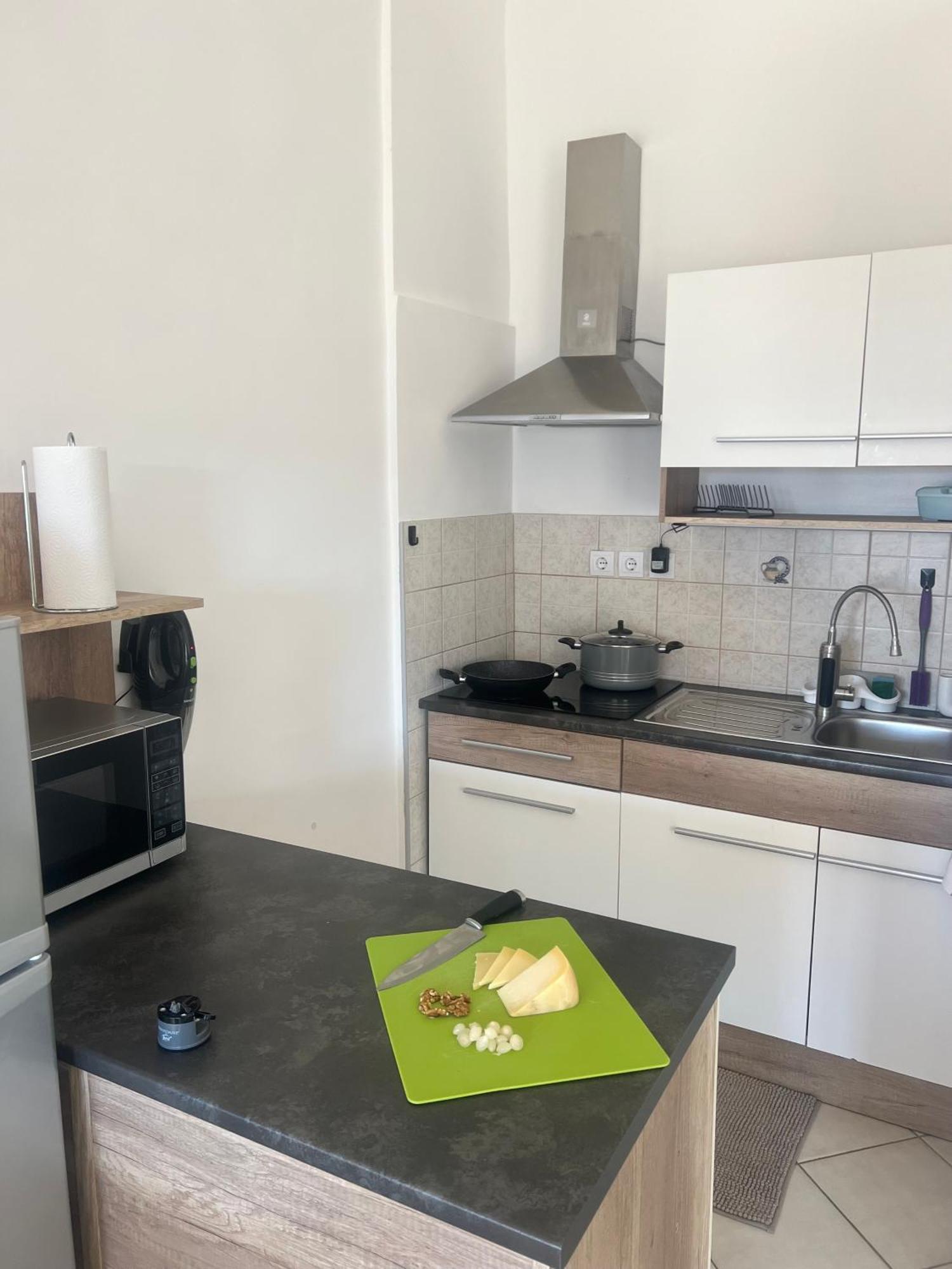 Apartmans Sun & Moon Zambratija  Dış mekan fotoğraf