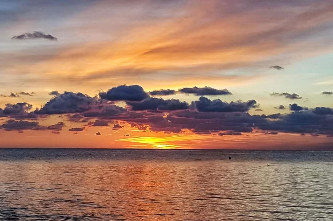 Apartmans Sun & Moon Zambratija  Dış mekan fotoğraf