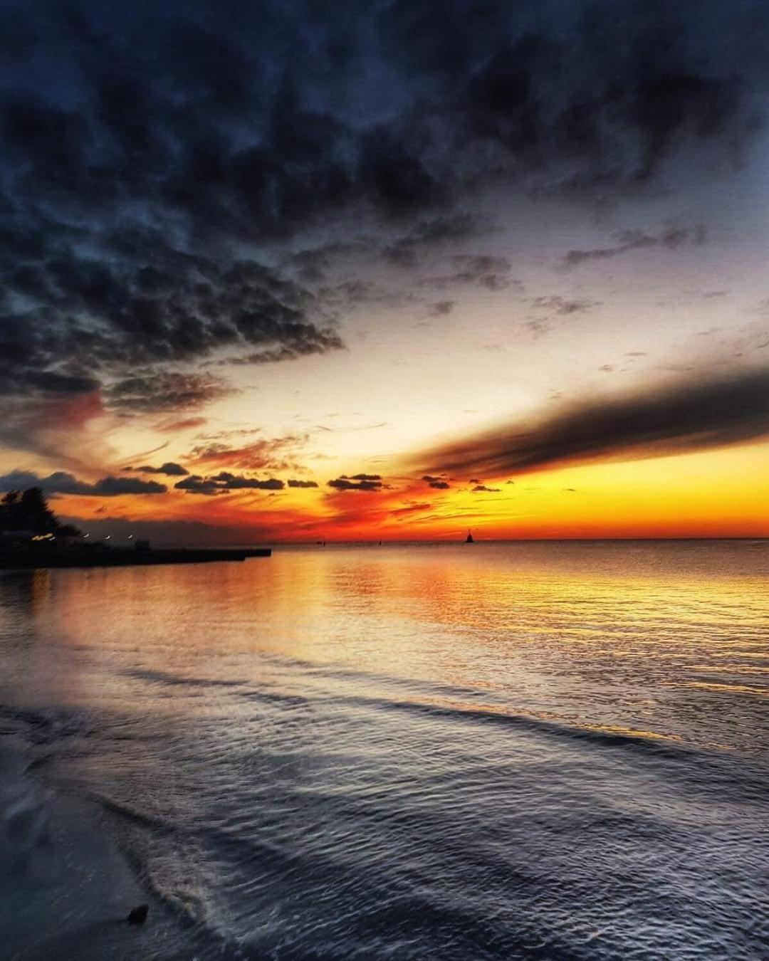 Apartmans Sun & Moon Zambratija  Dış mekan fotoğraf