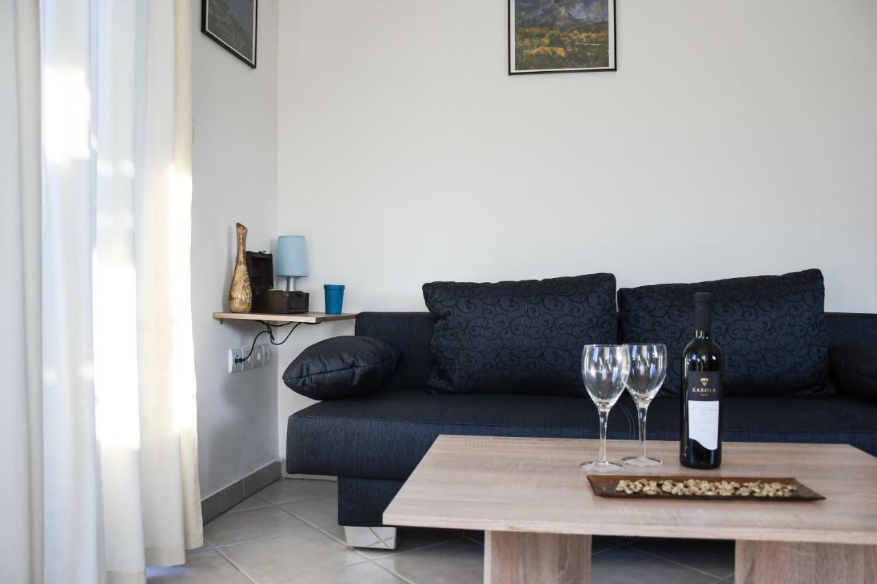 Apartmans Sun & Moon Zambratija  Dış mekan fotoğraf